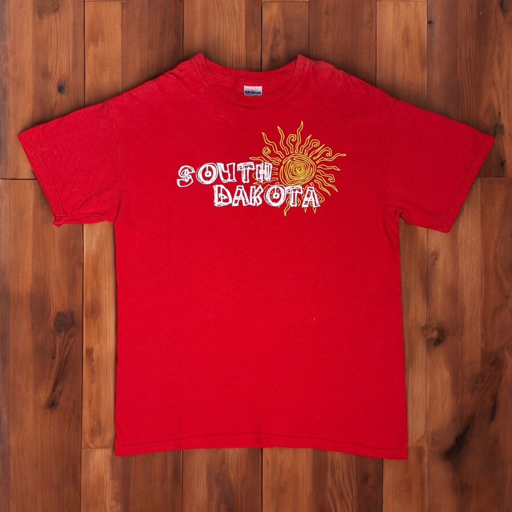 Vintage Y2K South Dakota‎ Graphic T-Shirt Adult Medium